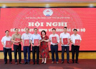 Hội nghị công bố Quyết định về công tác cán bộ