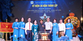 Hợp tác xã Vận tải ô tô Tân Phú kỷ niệm 30 năm ngày thành lập.